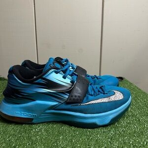 Size 10M- Nike Zoom KD 7 Clearwater basketball shoes VTG